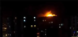 Şizofren kızın çıkardığı yangında anne kurtarılamadı. Son Dakika Ankara Etimesgut Yangin Cok Katli Bir Bina Yaniyor