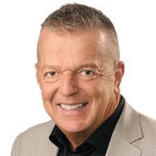 Corey Becker's Instagram, Twitter & Facebook