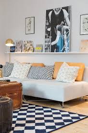 De La Couleur Et Du Vintage En Suede Planete Deco A Homes World Deco Salon Decoration Interieure Deco