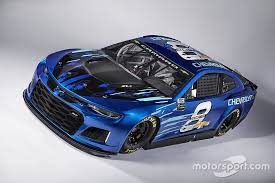 Bows toward history were all around as the cars took center stage with drivers, teams, nascar officials and eager the chevy ss has been a formidable racer, with 71 wins in nascar's premier series, but it has competed. Chevrolet Zeigt Camaro Zl1 Als Neues Nascar Auto Fur 2018