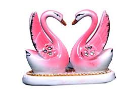 Never have just a single duck that symbolise loneliness. Feng Shui Mandarin Ducks For Love And Romance For Long Lasting Relationship Wow Wow