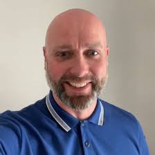 Painted Bird Fence in Creative Gardening