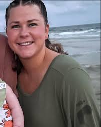 Bronze Blonde Spray Tanning by Courtney