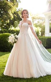 Ball gown, this is truly the fairytale version of a wedding dress online. Dreamy Princess Ballgown Wedding Dress Martina Liana Wedding Dresses Discontinued