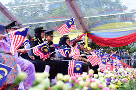 Check spelling or type a new query. Kastam Malaysia V Twitter Putrajaya 31 Ogos 2019 Ketua Pengarah Kastam Malaysia Dato Seri Paddy Bin Abd Halim Bersama Sama Barisan Pengurusan Tertinggi Dan Warga Jabatan Kastam Diraja Malaysia Menyertai Majlis Perbarisan