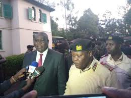 Waithaka caught with kcse exam leakage, waria wapatwa na kcse leakage 2019, hard kcse questions make student faint during exams mayoyo waithaka, kcse leaking, 2020 kcpe kcse and grade 4 exam. Watchman In Police Custody Over Kcpe Leakage