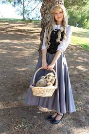 Finished Friday Briar Rose From Disney S Sleeping Beauty Disney Princess Halloween Disney Princess Halloween Costumes Disney Halloween Costumes