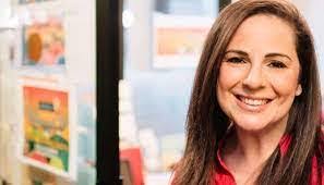 Robin Barone's Instagram, Twitter & Facebook