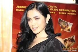 Jessica Iskandar Digantung dan Diketawain Olga