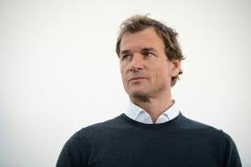 Former arsenal goalkeeper jens lehmann has been sacked by hertha berlin only hours after referring to german television pundit dennis aogo as a token black guy in a whatsapp message. Vlhcevqscoapym