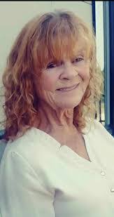 Janine Simon's Instagram, Twitter & Facebook