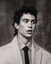 🖤🦋🖤 Photography: @SzilveszterMako Fashion Stylist : @LisaJarvis_Stylist  Talent: @MahMood Make up artist: @Vanessa.Icareg @Blendmanagement using  @LaMer Hair stylist: @PierPaoloLaiHair Set Design: @Edith.DiMonda Executive  Producer: @BabySiyan Photo ...