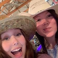 Mackenzie Holland's Instagram, Twitter & Facebook