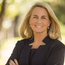 Melody Fischer's Instagram, Twitter & Facebook