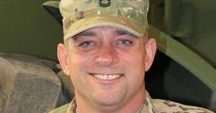 Heisinger shares military insights with NHS students