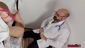 Gynecologist uses anesthetic ointment to fuck married fanny - XNXX.COM