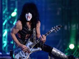 He expects yet another hip surgery, according to him. Paul Stanley Thinks Kiss Should Retire We Can T Do It Forever Guitar Com All Things Guitar