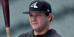 White Sox prospect Burger reinjures Achilles