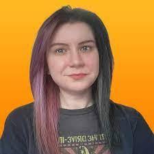 Nicole Demarais's Instagram, Twitter & Facebook