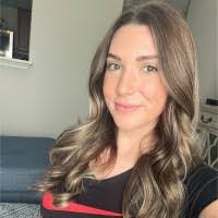 Sarah Windham's Instagram, Twitter & Facebook