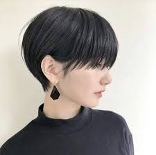 30代髪型 ショートのヘアスタイル 前髪あり 前髪なし パーマ 黒髪 lala magazine ララマガジン ヘアカット ショート ヘアアレンジ ヘアスタイル
