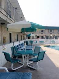 Güzel sahil noktası'da sizin için ikinci bir yuva olma arzusundaki bu motel, konaklamanızı daha keyifli kılmak üzere birçok farklı tesis olanağı sunuyor. Windswept Motel Point Pleasant Beach Book Your Hotel With Viamichelin