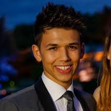 Oliver Hale (@Oliver_Hale1)