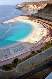 These objects may be as large as an altar for saints located inside the home, or as small as a strand of rosary beads used for prayer. Datei Strand In Puerto Rico Gran Canaria Jpg Reisefuhrer Auf Wikivoyage