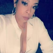 Marquita Mims's Instagram, Twitter & Facebook