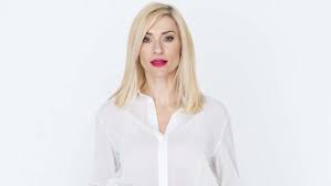 Η ζέτα δούκα και ο μιχάλης χατζαντωνάς είναι ένα από τα πιο αγαπημένα ζευγάρια της ελληνικής showbiz. H Zeta Doyka 3espa Gia To Piswgyrisma Sto Big Brother Iciao