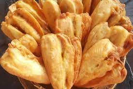 Jenis makanan ini sangat mudah ditemukan baik di pinggir jalan sampai di restoran. 5 Resep Pisang Goreng Yang Nikmat