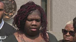 Tabitha Frank's Instagram, Twitter & Facebook