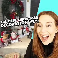 Christmas Drama: Neighbor Dislikes Her Gargoyle