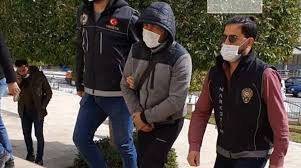 Edinilen bilgiye göre, marmaris i̇lçe jandarma komutanlığı'na bağlı çetibeli jandarma noktasında rutin denetim esnasında bir yolcu otobüsü durduruldu. Son Dakika Haberleri Tantunili Esrar Servisine Polis Baskini Dailymotion Video