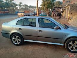 سيارة اسكودا a4 2005 اتوماتك درايف يلا car car door bmw car