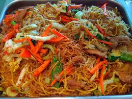 How To Make Filipino Pancit Recipe Where To Buy Pancit Canton Bihon Recipes Pancit Pancit Recipe
