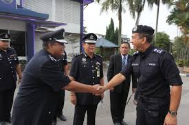 Balai polis taman tun dr ismail. Majlis Inisiatif Hijau Balai Polis Taman Tun Dr Ismail Dan Penyerahan Skuter Elektrik Amanita Pdrm Bersama Ydh Cp Dato Zulkifli Abdullah Pengarah Jabatan Sumber Strategik Dan Teknologi Start Di Balai Polis Taman Tun