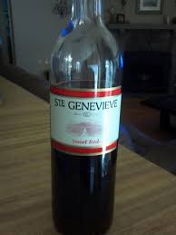 A Sweet Red Wine With A Pleasant Taste An Even Better Price Scored This At Kroger For 3 89 Heb Also Carries This Local Texas Sweet Red Wines Red Wine Wine