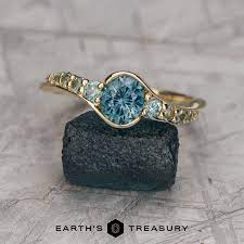 The Venus Ring - Earths Treasury