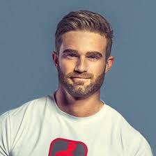 Alex Selig's Instagram, Twitter & Facebook