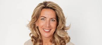 Yvette Belt-Beekman Managing Director Alfred, Eddy Salfischberger leidt  Freddy