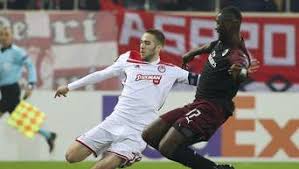 Maybe you would like to learn more about one of these? Gewaltiger Sieg Griechen Feiern Olympiakos Piraus Fussball