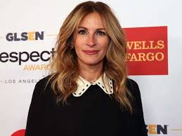 A podcast episode about julia roberts! From Pretty Woman To Present Day Julia Roberts Rise To Fame