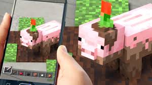 Minecraft is one of the bestselling video games of all time but getting started with it can be a bit intimidating, let alone even understanding why it's so popular. Walking Around Minecraft Earth Feels Amazing