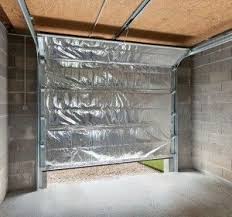 Isoler Le Garage 4 Solutions Contre Le Froid Et Le Bruit Isolation Mur Etagere Rangement Garage Decoration Garage
