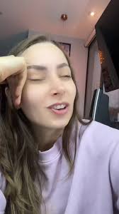 Kimberly aclara su experiencia como invitada especial