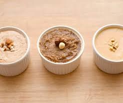 Beurre De Cacahuetes D Amandes Ou De Noisettes Beurre De Cacahuete Maison Alimentation Beurre De Cacahuetes