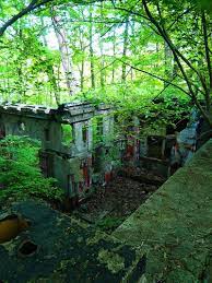 Remains Of An Abandoned Theme Park In Ct Called Holy Land Abandoned Theme Parks Abandoned Places Haunted Places