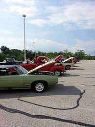 Ami G And Her Friends At Her Summer Classic Car Show Official Reveal The Build Americanmodins Classic Car Show Classic Cars Car Show
