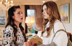 Avance “Una nueva vida” capítulo 47: Pelin revienta la boda de Suna y  destruye a Seyran y Ferit